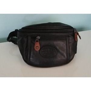 Vintage Auburn Woods Black Simulated Leather Fanny Pack bag